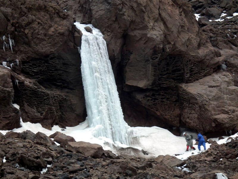  آبشار یخی دماوند