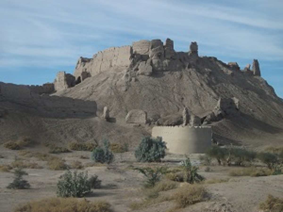 قلعه بمپور، شکوه ساسانی سیستان